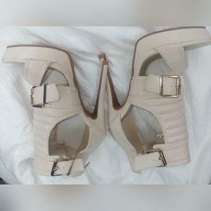 Cream Golden buckle heels